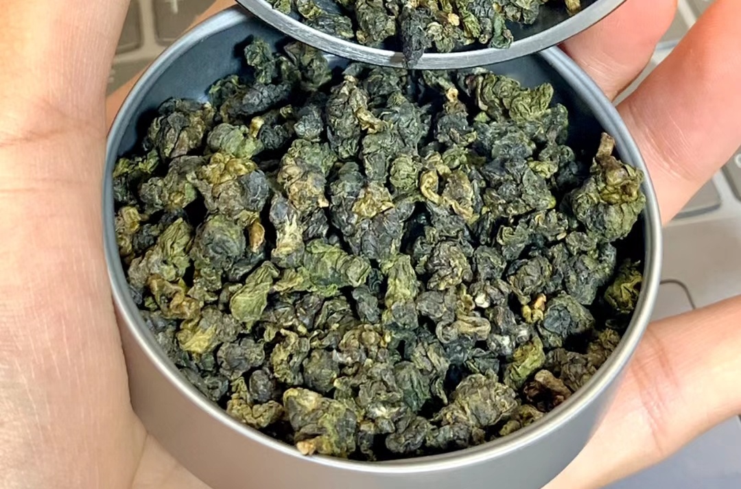 What Is Oolong Milk Tea? All You Need To Know (2023)